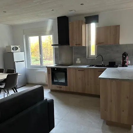 בית נופש La Cle Des Champs De Charme Proche Du Puy Dufou *