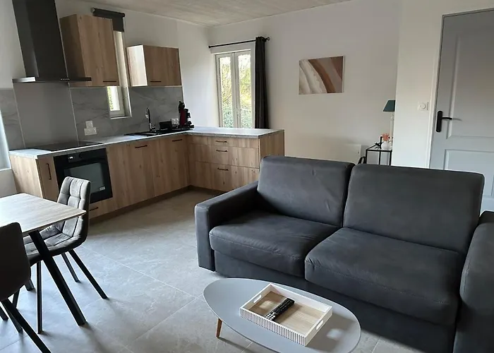 La Cle Des Champs De Charme Proche Du Puy Dufou בית נופש *